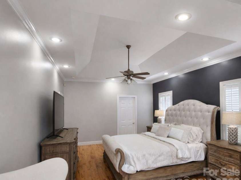 1081 Horse Rock Road, Hickory, NC 28602.  MLS# CAR4294961, YatesRealty ID 10013. 