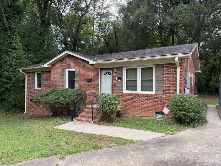 1122 Bridges Street, Shelby, NC 28150.  MLS# CAR4297160, YatesRealty ID 10014. Front