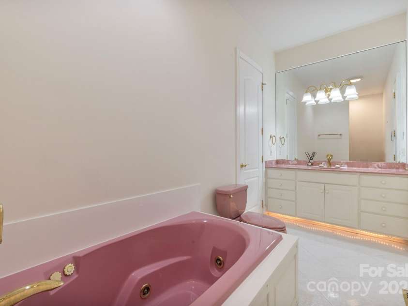 6620 Old Concord Road, Salisbury, NC 28146.  MLS# CAR4154321, YatesRealty ID 10014. 