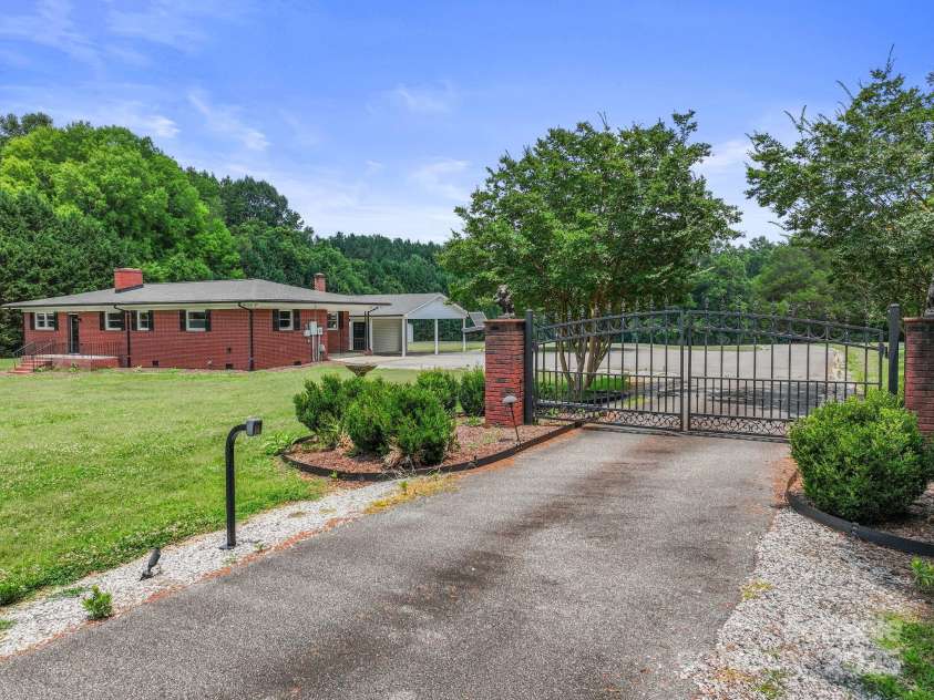 6620 Old Concord Road, Salisbury, NC 28146.  MLS# CAR4154321, YatesRealty ID 10014. Guest house/AirBNB/Rental/VRBO in front of estate.