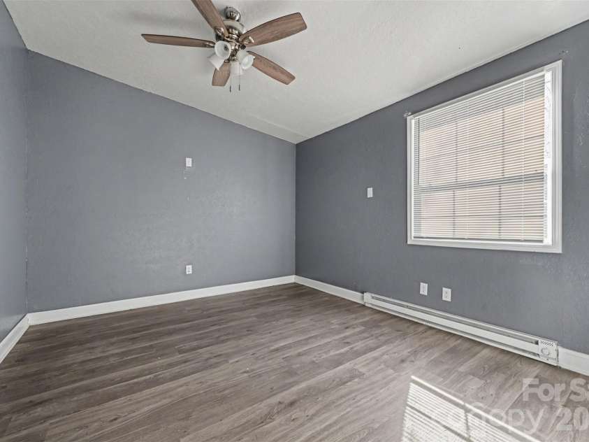 400 Boundary Street, East Spencer, NC 28144.  MLS# CAR4347066, YatesRealty ID 10015. Unit B