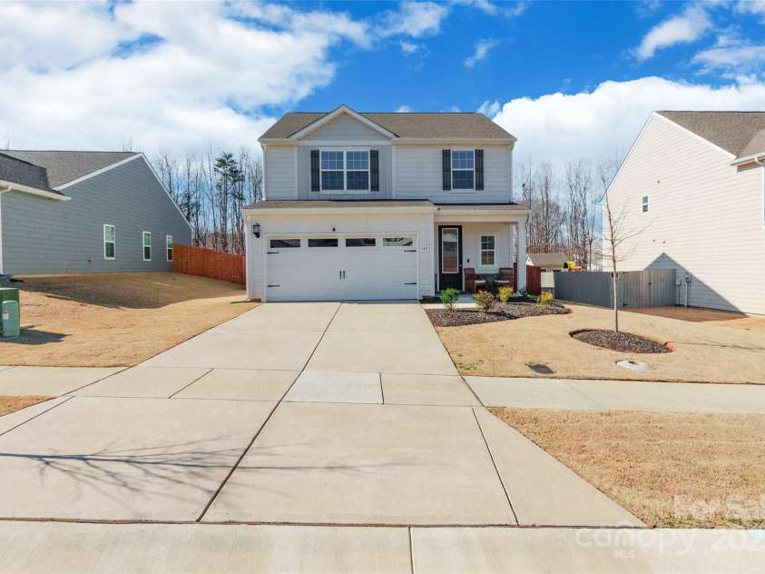 147 Colonial Reserve Avenue, Troutman, NC 28166.  MLS# CAR4226638, YatesRealty ID 10016. 