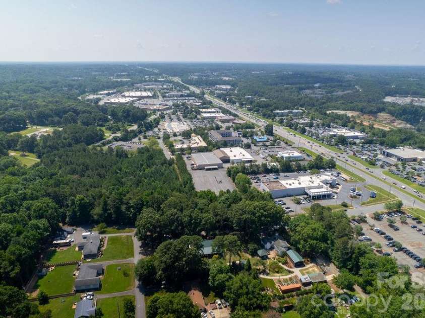 9032 Boyd Drive, Matthews, NC 28105.  MLS# CAR4281009, YatesRealty ID 10016. 