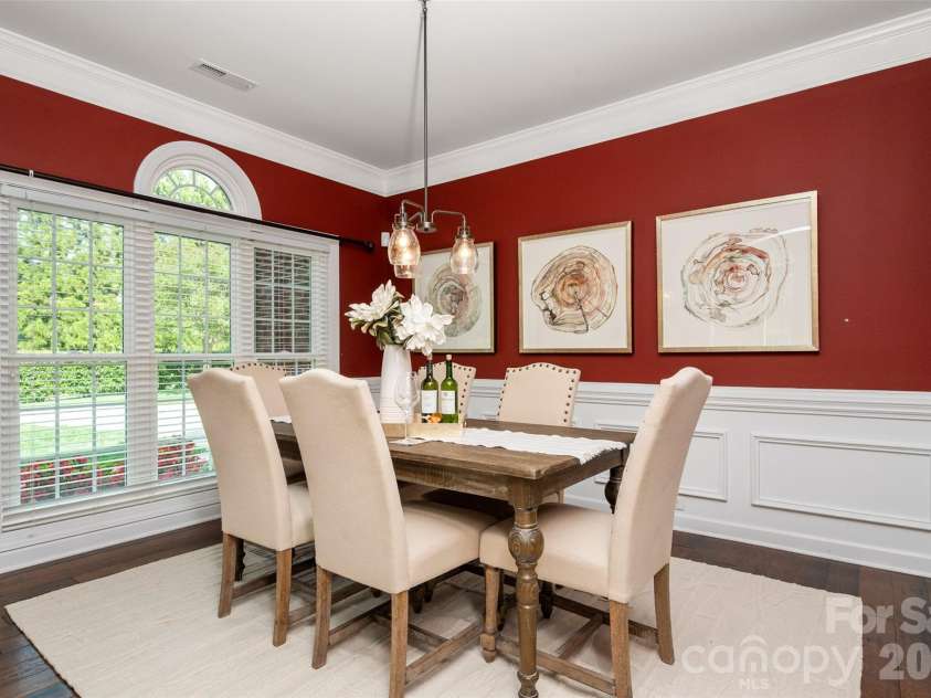 2549 Harlington Lane, Charlotte, NC 28270.  MLS# CAR4366037, YatesRealty ID 10018. Spacious Dining Room.
