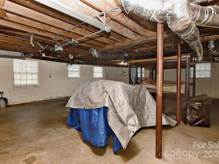 385 Gum Branch Road, Charlotte, NC 28214.  MLS# CAR4253596, YatesRealty ID 10019. 