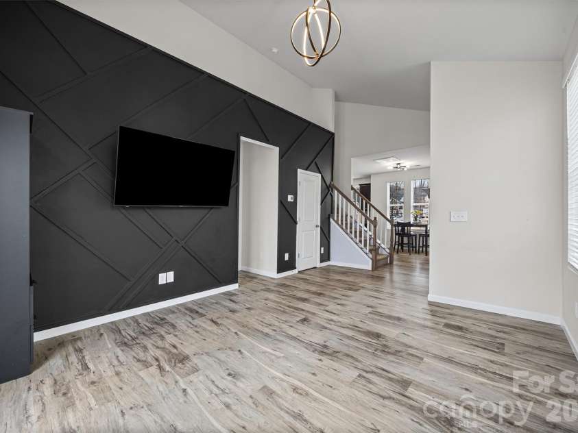 554 Dorman Street, Belmont, NC 28012.  MLS# CAR4345994, YatesRealty ID 10019. 
