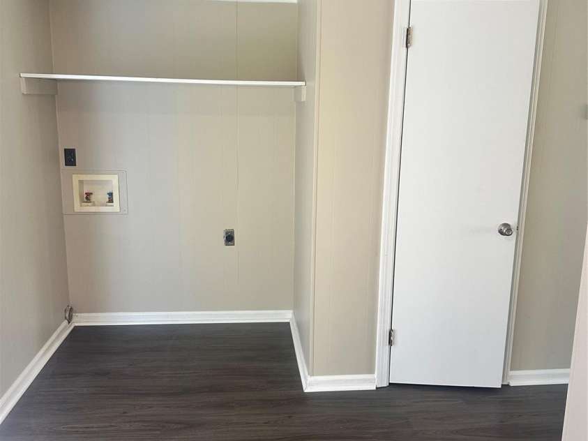 18 Berkley Avenue, Granite Falls, NC 28630.  MLS# CAR4336892, YatesRealty ID 1002. Apartment 1 - Upper Building - 2 Bedrooms 1 1/2 Baths