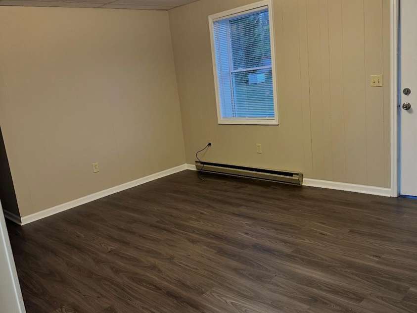 18 Berkley Avenue, Granite Falls, NC 28630.  MLS# CAR4336892, YatesRealty ID 1002. Apartment 5 - Basement Unit - 2 Bedrooms 1 Full Bath