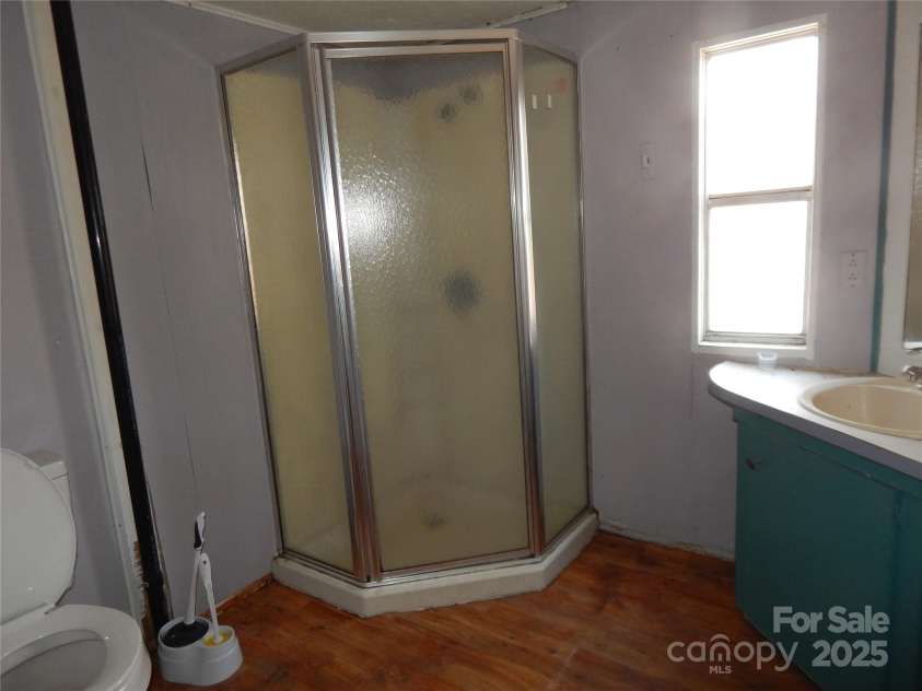 335 Lake Landing Drive, Salisbury, NC 28146.  MLS# CAR4224581, YatesRealty ID 1002. 