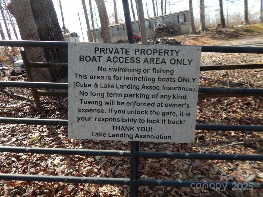 335 Lake Landing Drive, Salisbury, NC 28146.  MLS# CAR4224581, YatesRealty ID 1002. 