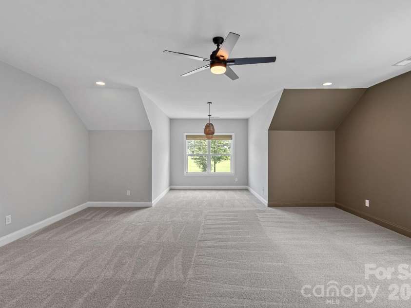 3175 Montreaux Valley Drive, Fort Mill, SC 29707.  MLS# CAR4351434, YatesRealty ID 10020. 
