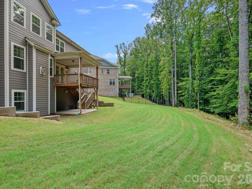 3175 Montreaux Valley Drive, Fort Mill, SC 29707.  MLS# CAR4351434, YatesRealty ID 10020. 