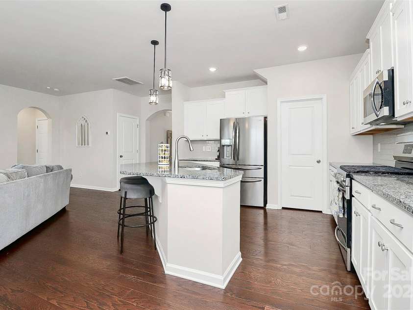 805 Deep River Way, Waxhaw, NC 28173.  MLS# CAR4224589, YatesRealty ID 10021. 