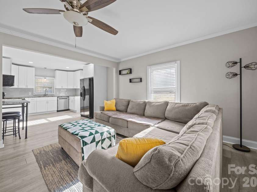 211 Franklin Avenue, Kannapolis, NC 28081.  MLS# CAR4338137, YatesRealty ID 10022. Living Area into Kitchen