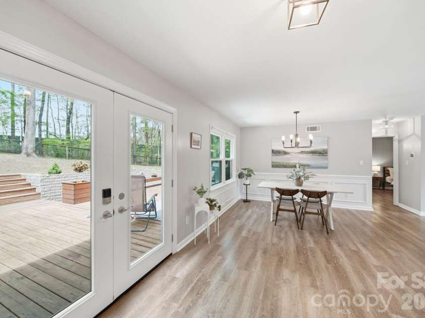 10218 Rougemont Lane, Charlotte, NC 28277.  MLS# CAR4365524, YatesRealty ID 10023. 