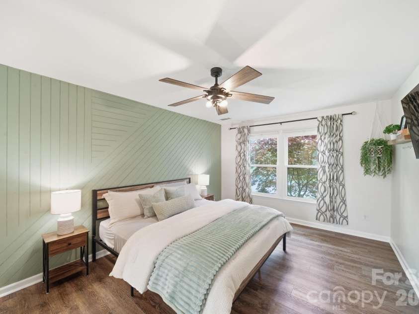 10218 Rougemont Lane, Charlotte, NC 28277.  MLS# CAR4365524, YatesRealty ID 10023. 