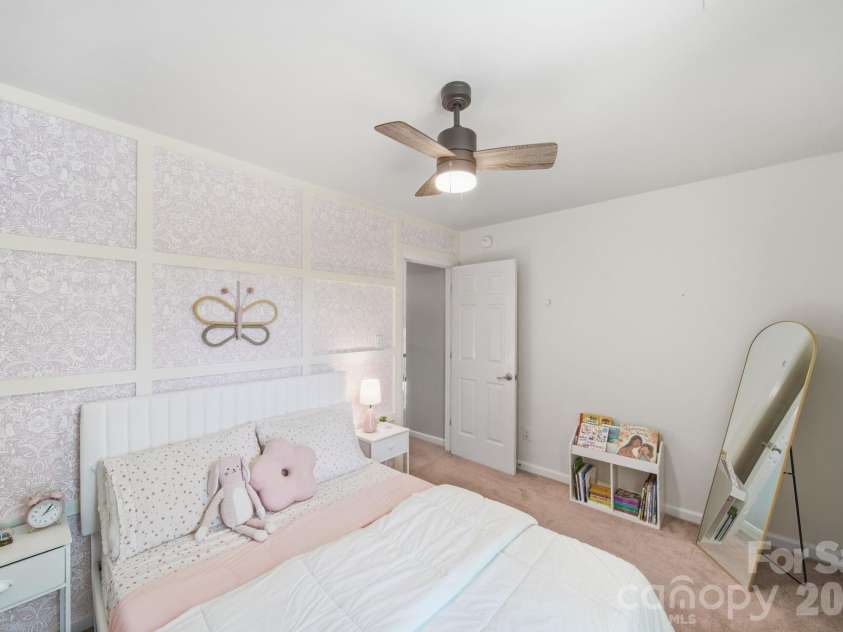 10218 Rougemont Lane, Charlotte, NC 28277.  MLS# CAR4365524, YatesRealty ID 10023. 