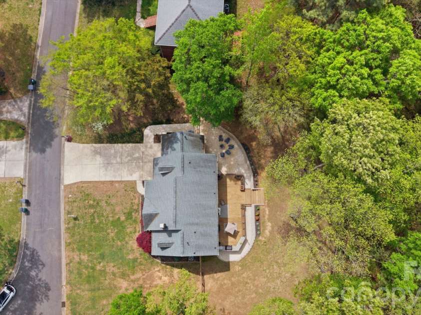 10218 Rougemont Lane, Charlotte, NC 28277.  MLS# CAR4365524, YatesRealty ID 10023. 