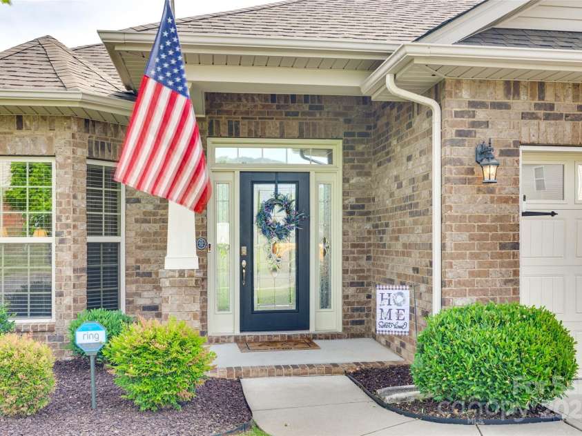 14113 Highland Meadow Road, Charlotte, NC 28273.  MLS# CAR4253290, YatesRealty ID 10023. 