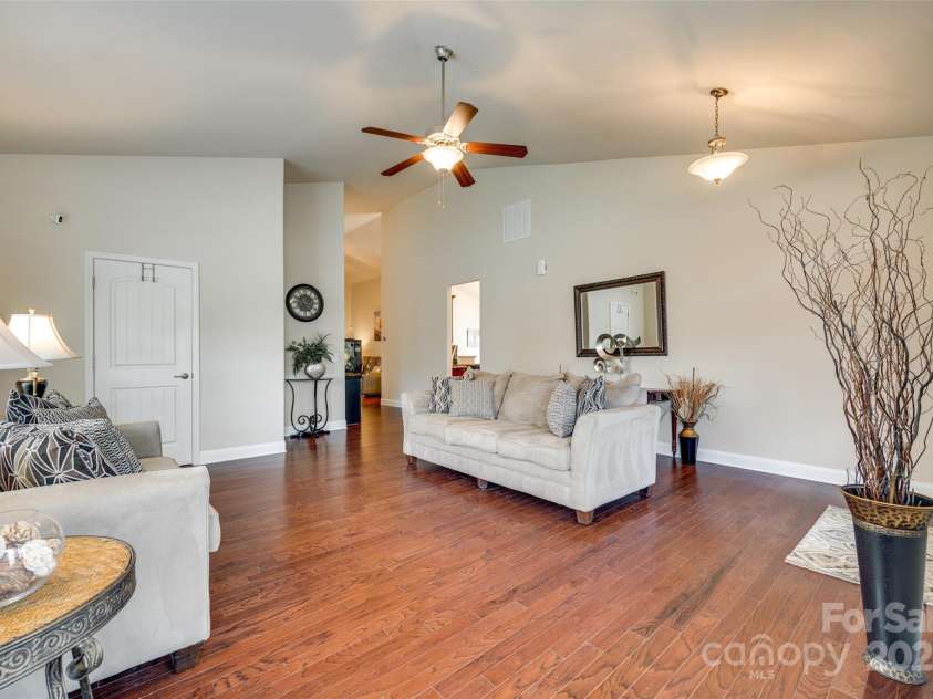 14113 Highland Meadow Road, Charlotte, NC 28273.  MLS# CAR4253290, YatesRealty ID 10023. 