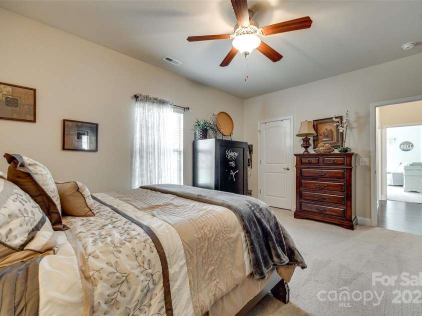 14113 Highland Meadow Road, Charlotte, NC 28273.  MLS# CAR4253290, YatesRealty ID 10023. 