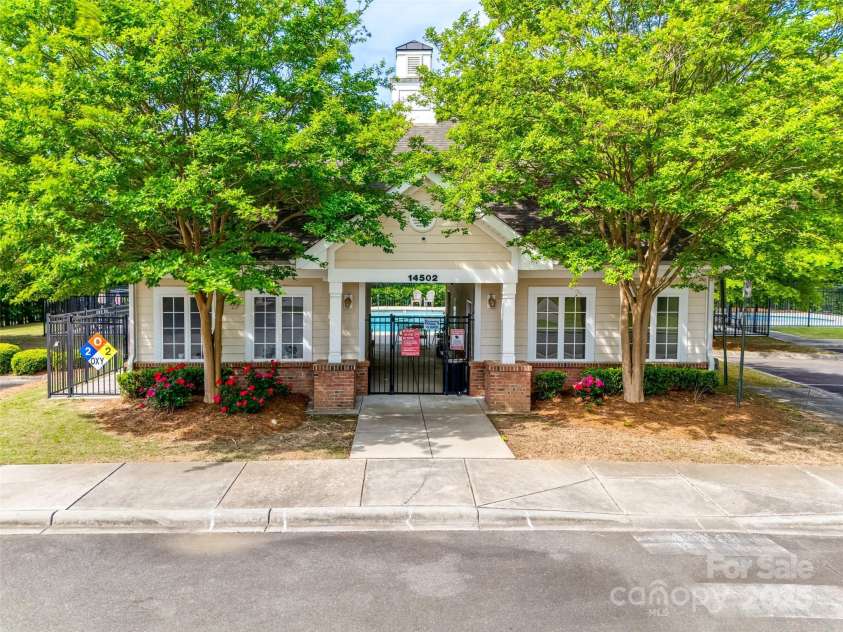 14113 Highland Meadow Road, Charlotte, NC 28273.  MLS# CAR4253290, YatesRealty ID 10023. 
