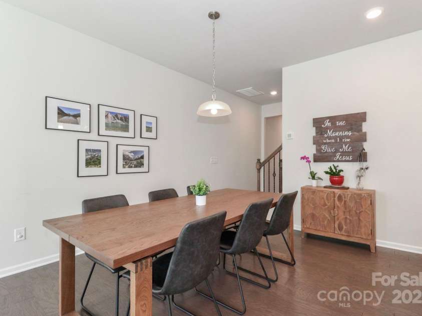 12849 Robert Walker Drive, Davidson, NC 28036.  MLS# CAR4219547, YatesRealty ID 10024. Dining area