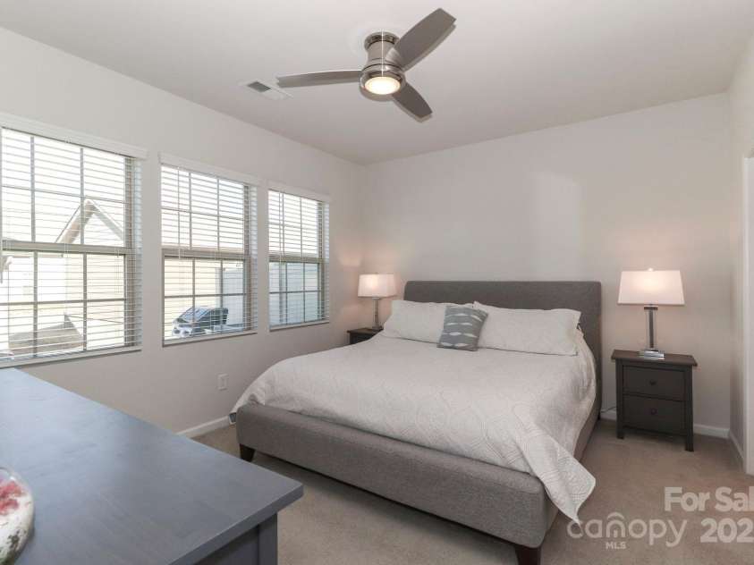 12849 Robert Walker Drive, Davidson, NC 28036.  MLS# CAR4219547, YatesRealty ID 10024. Primary bedroom on the main level