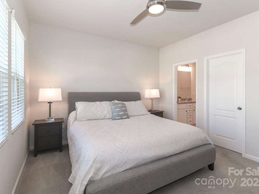 12849 Robert Walker Drive, Davidson, NC 28036.  MLS# CAR4219547, YatesRealty ID 10024. Primary bedroom with ensuite bathroom