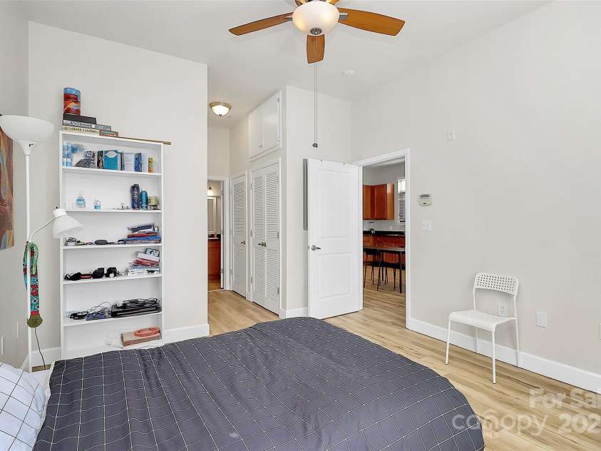 474 New Bern Station Court, Charlotte, NC 28209.  MLS# CAR4240621, YatesRealty ID 10025. 