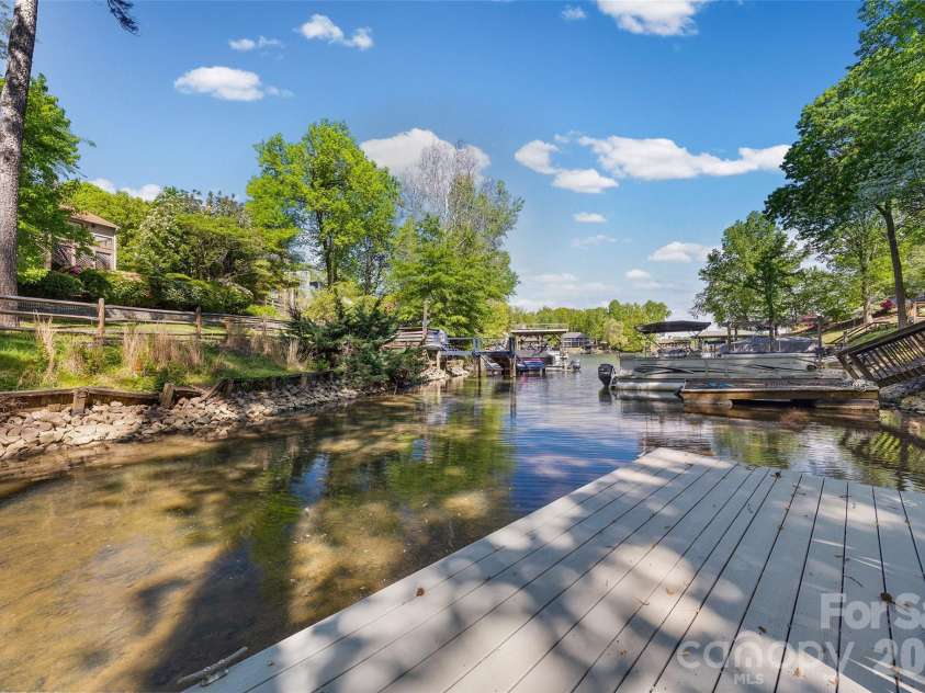 3015 Point Clear Drive, Fort Mill, SC 29708.  MLS# CAR4367457, YatesRealty ID 10026. 