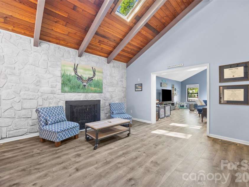 3015 Point Clear Drive, Fort Mill, SC 29708.  MLS# CAR4367457, YatesRealty ID 10026. 