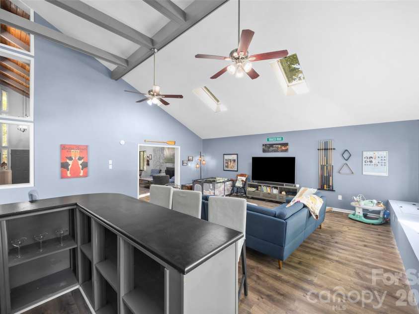 3015 Point Clear Drive, Fort Mill, SC 29708.  MLS# CAR4367457, YatesRealty ID 10026. 