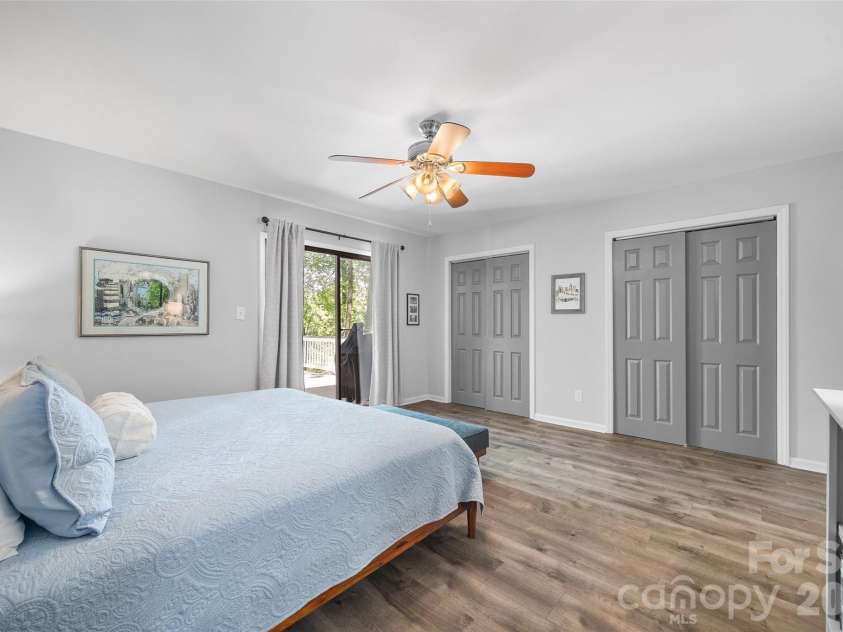 3015 Point Clear Drive, Fort Mill, SC 29708.  MLS# CAR4367457, YatesRealty ID 10026. 