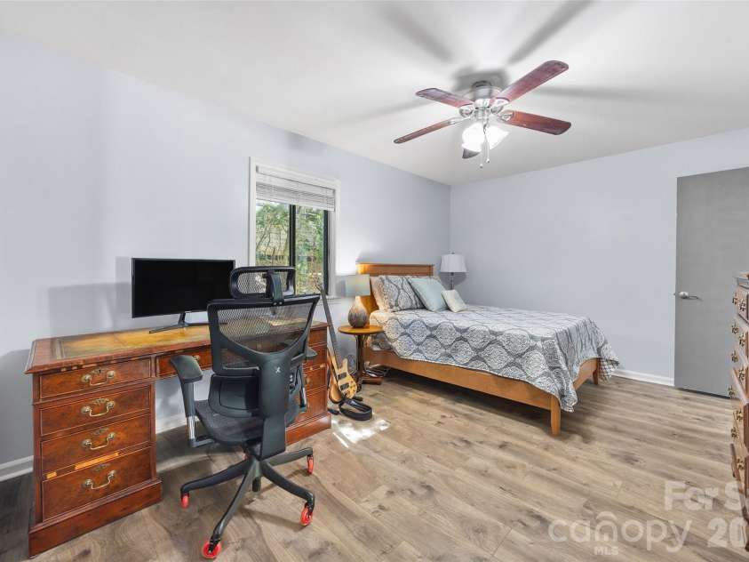3015 Point Clear Drive, Fort Mill, SC 29708.  MLS# CAR4367457, YatesRealty ID 10026. 