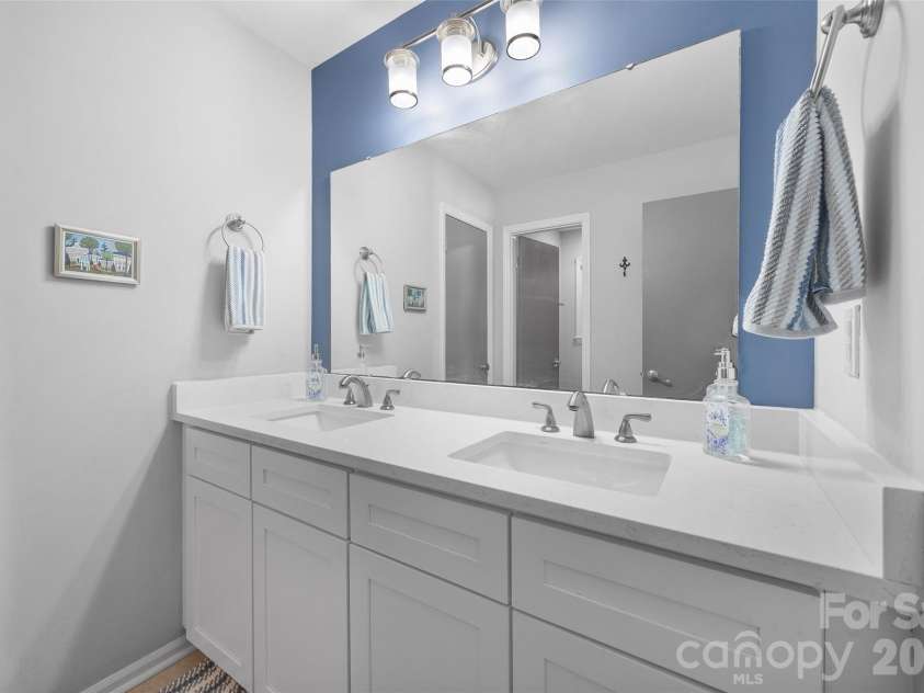 3015 Point Clear Drive, Fort Mill, SC 29708.  MLS# CAR4367457, YatesRealty ID 10026. 