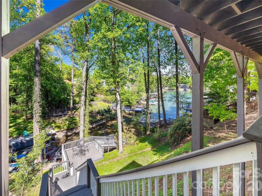 3015 Point Clear Drive, Fort Mill, SC 29708.  MLS# CAR4367457, YatesRealty ID 10026. 