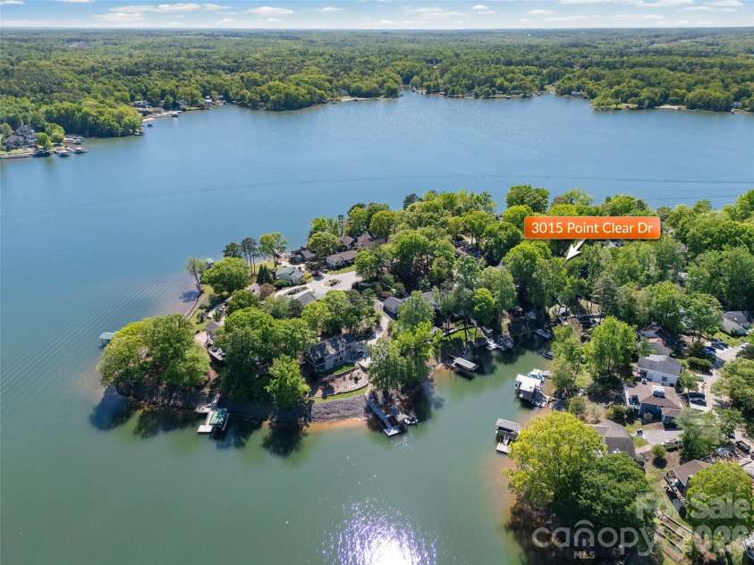 3015 Point Clear Drive, Fort Mill, SC 29708.  MLS# CAR4367457, YatesRealty ID 10026. 
