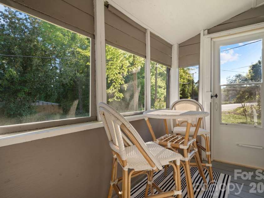 101 Fairview Street, Clover, SC 29710.  MLS# CAR4366813, YatesRealty ID 10027. 