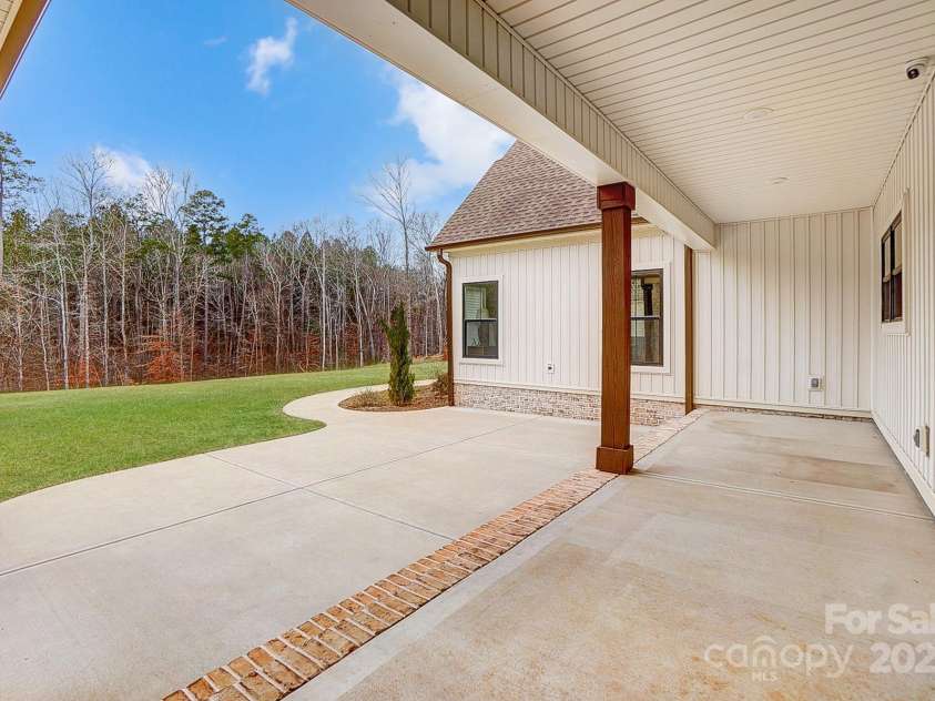 317 Boyd Road, Clover, SC 29710.  MLS# CAR4242842, YatesRealty ID 10027. 