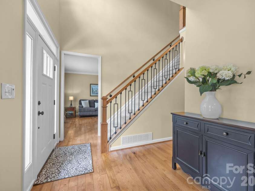 200 Windsor Forest Circle, Fletcher, NC 28732.  MLS# CAR4363372, YatesRealty ID 10028. 