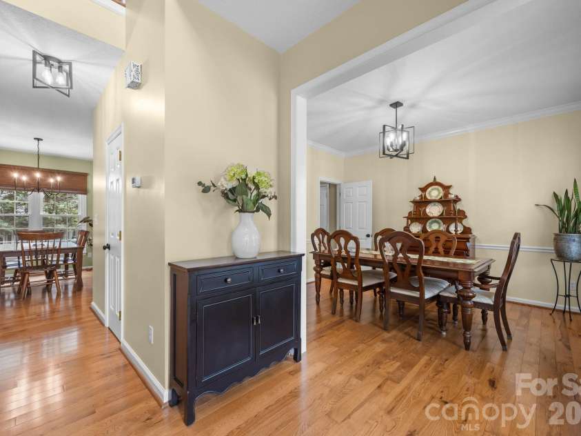200 Windsor Forest Circle, Fletcher, NC 28732.  MLS# CAR4363372, YatesRealty ID 10028. 