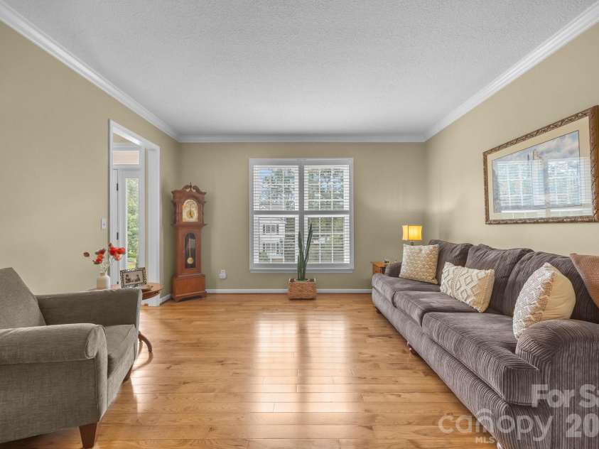200 Windsor Forest Circle, Fletcher, NC 28732.  MLS# CAR4363372, YatesRealty ID 10028. 