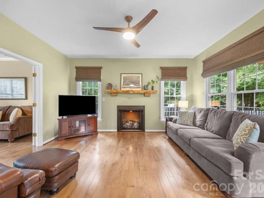200 Windsor Forest Circle, Fletcher, NC 28732.  MLS# CAR4363372, YatesRealty ID 10028. 