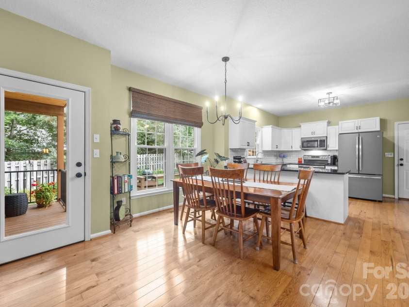 200 Windsor Forest Circle, Fletcher, NC 28732.  MLS# CAR4363372, YatesRealty ID 10028. 