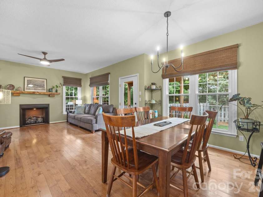 200 Windsor Forest Circle, Fletcher, NC 28732.  MLS# CAR4363372, YatesRealty ID 10028. 