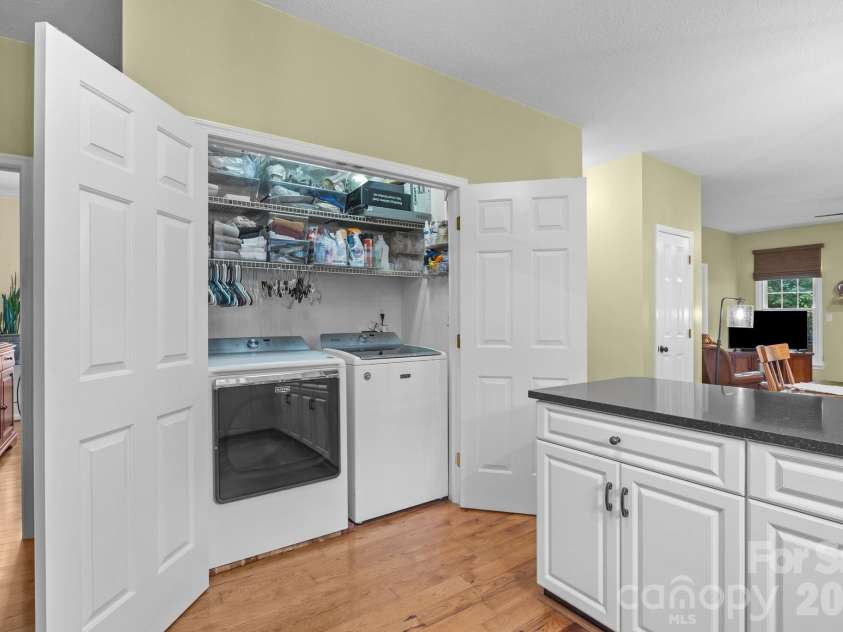 200 Windsor Forest Circle, Fletcher, NC 28732.  MLS# CAR4363372, YatesRealty ID 10028. 