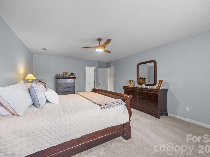 200 Windsor Forest Circle, Fletcher, NC 28732.  MLS# CAR4363372, YatesRealty ID 10028. 