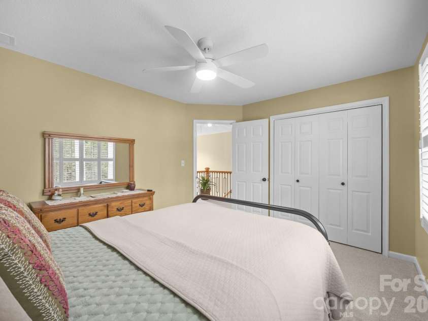 200 Windsor Forest Circle, Fletcher, NC 28732.  MLS# CAR4363372, YatesRealty ID 10028. 