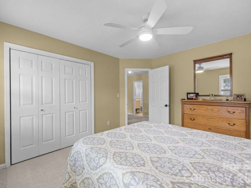 200 Windsor Forest Circle, Fletcher, NC 28732.  MLS# CAR4363372, YatesRealty ID 10028. 